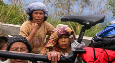 Viajar en bicicleta - Sumatra - Karo - Batak - Otra Vida es Posible